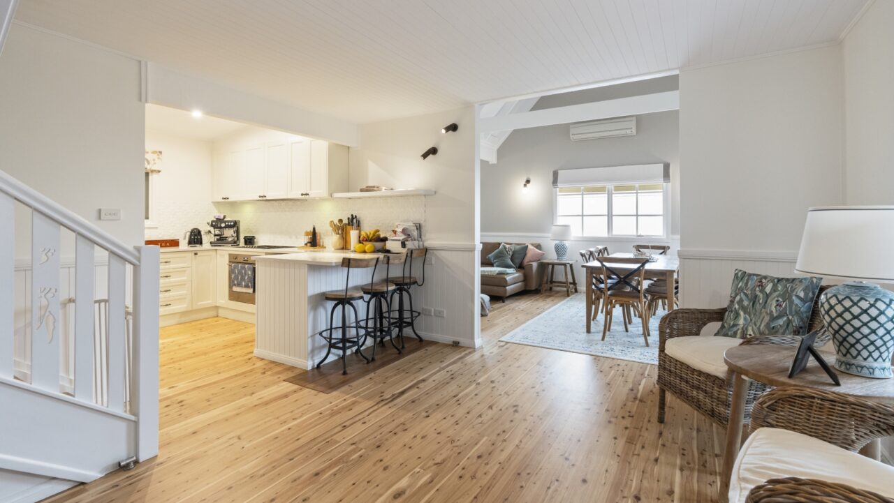bullaburra house's open concept living space, featuring a kitchen and dining area